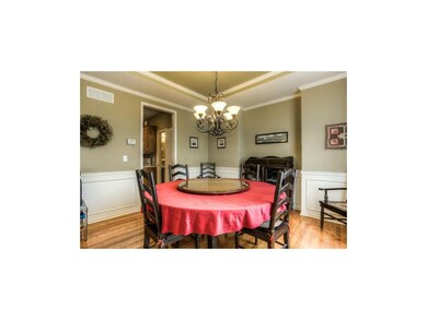 9332 Swarner Dr, Lenexa, KS 66219 - photo 2