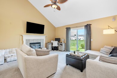 11-LivingRoom