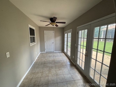 711 E Lucy Ave, Sallisaw, OK 74955 - photo 7