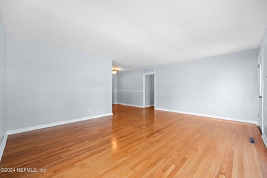 8441 Jacinto St, Jacksonville, FL 32211 - photo 6