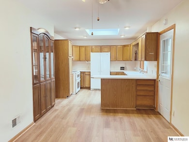 1801 Franklin St, Bellevue, NE 68005 - photo 5