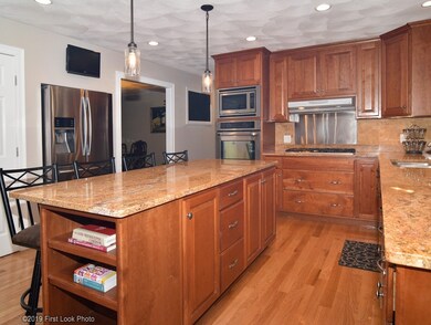 194 Huntsbridge Rd, North Attleboro, MA 02760 - photo 6