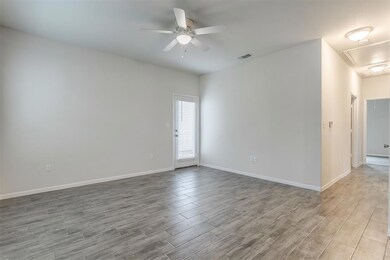 2329 N Hickory St, Sherman, TX 75092 - photo 4