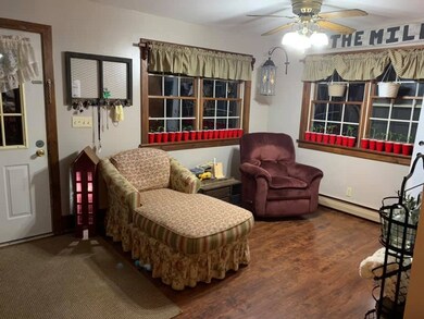 Sun room/office