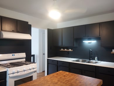 3414 Hazel Ln, Hazel Crest, IL 60429 - photo 5