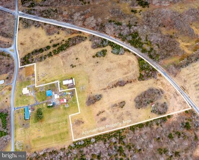 0 Summit Point unit WVJF137716, Summit Point, WV 25446 - photo 2