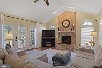 9302 Ravenridge Rd, Parkville, MD 21234 - photo 5