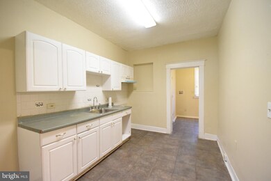 4104 Edmondson Ave, Baltimore, MD 21229 - photo 4