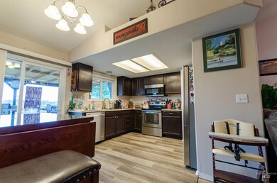 1710 S Woodland Dr, Nampa, ID 83686 - photo 4