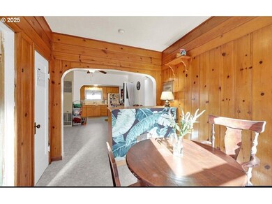 803 Main St, Philomath, OR 97370 - photo 7