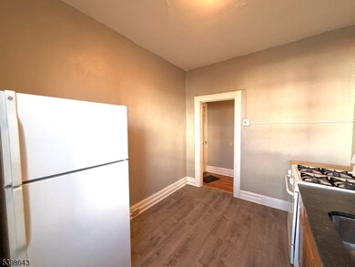 16 Irving St unit A1, Newark, NJ 07104 - photo 5