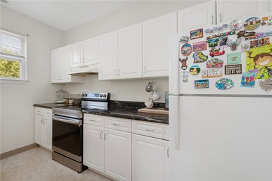 112 Mill St unit 203, Woonsocket, RI 02895 - photo 4