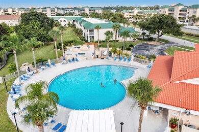 Main pool & clubhouse