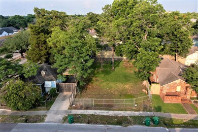 1310 Northwood St, Houston, TX 77009 - photo 2