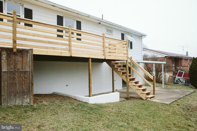 4246 Dixie Ave, Chambersburg, PA 17202 - photo 4