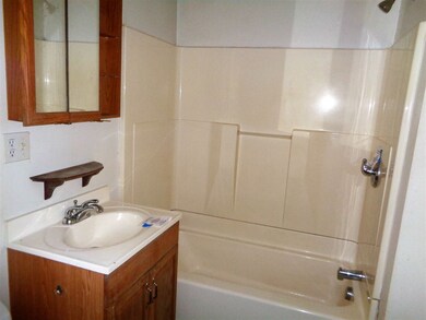 52 Elm St, Winchester, NH 03470 - photo 6