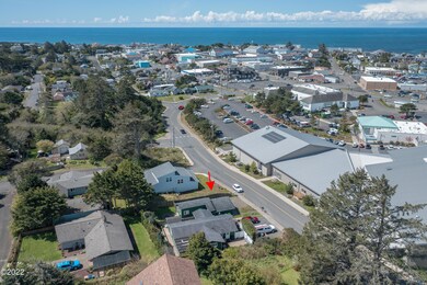 130 SE 10th Street, Newport, OR
