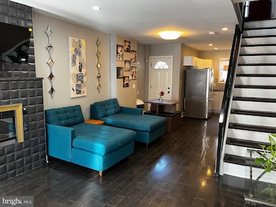 2423 W Seybert St, Philadelphia, PA 19121 - photo 2