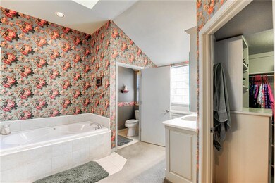 2113 Woodhill Rd, Edmond, OK 73025 - photo 7