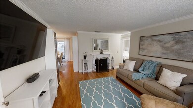 3724 Meadowbreeze Dr, Tampa, FL 33619 - photo 5