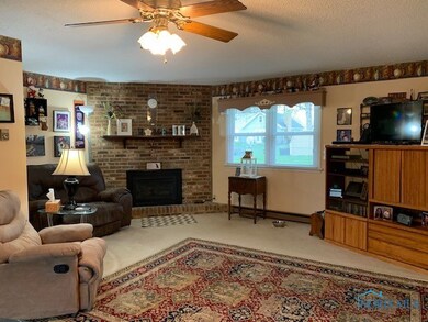 2404 Springmill Rd, Findlay, OH 45840 - photo 4