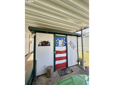 1225 W 10th Ave unit 26, Junctioncity, OR 97448 - photo 5