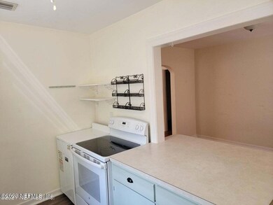 5335 Sunderland Rd, Jacksonville, FL 32210 - photo 7