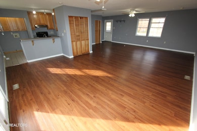 150 Osborne St, Loudon, TN 37774 - photo 5