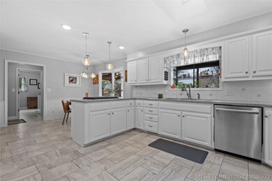 2515 SE Vicksburg St, Bartlesville, OK 74006 - photo 6