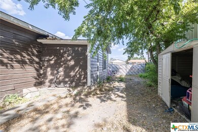 103 W Avenue A, Copperas Cove, TX 76522 - photo 6