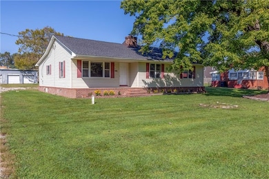 18437 New Kent Hwy unit A, Barhamsville, VA 23011 - photo 2