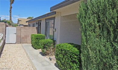 Side entrance to front door.