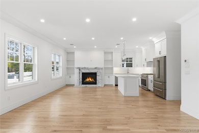 42 Alice Ct, East Rockaway, NY 11518 - photo 4