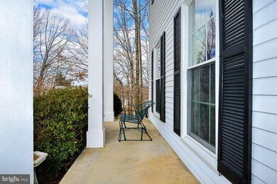 7801 Tower Woods Dr, Springfield, VA 22153 - photo 2