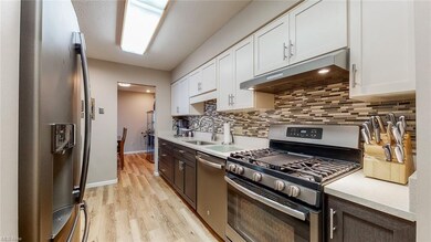 1242 Canyon View Rd. Sagamore Hills, OH 44067