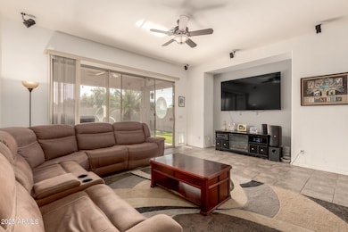 10217 W Riverside Ave, Tolleson, AZ 85353 - photo 7