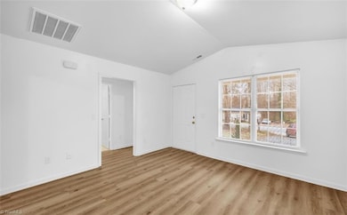 605 Denny Rd, Greensboro, NC 27405 - photo 5