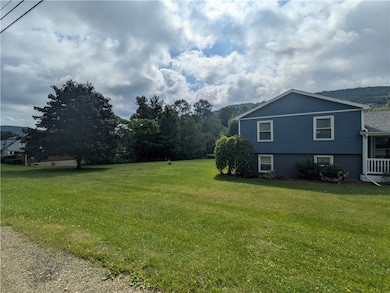 1525 South Ave, Lewis Run, PA 16738 - photo 2