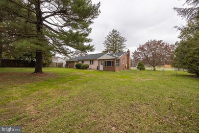 589 Salem Church Rd, Newark, DE 19702 - photo 2