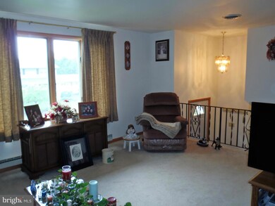 1935 Quigley Dr, Chambersburg, PA 17202 - photo 5