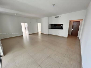 Living/Dining Area