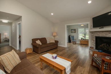 2882 Meadowview Ln NE, Owatonna, MN 55060 - photo 4