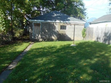 750 16th St, Niagara Falls, NY 14301 - photo 2