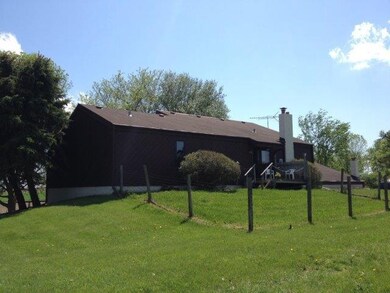 5305 Lincoln Rd, Oregon, WI 53575 - photo 4