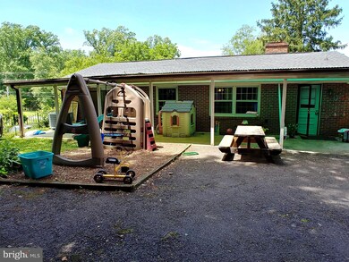 250 Newton St, Orange, VA 22960 - photo 3