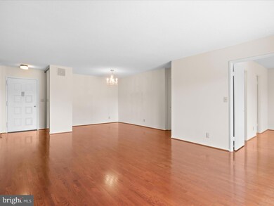 The Rotonda unit 525, McLean, VA 22102 - photo 6