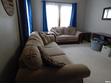 2137 3rd St, Moline, IL 61265 - photo 5