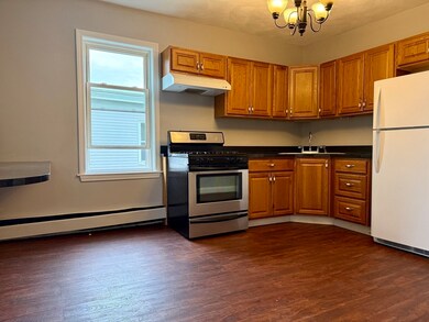 8 Dalton St unit 3, Lowell, MA 01850 - photo 5