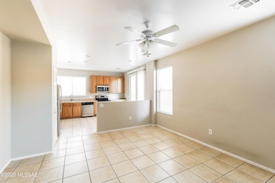 005-photo-living-room-14940686