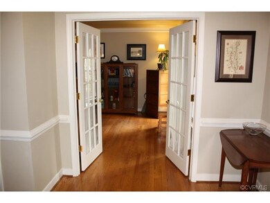 View from the Foyer into the Living Room thru the 